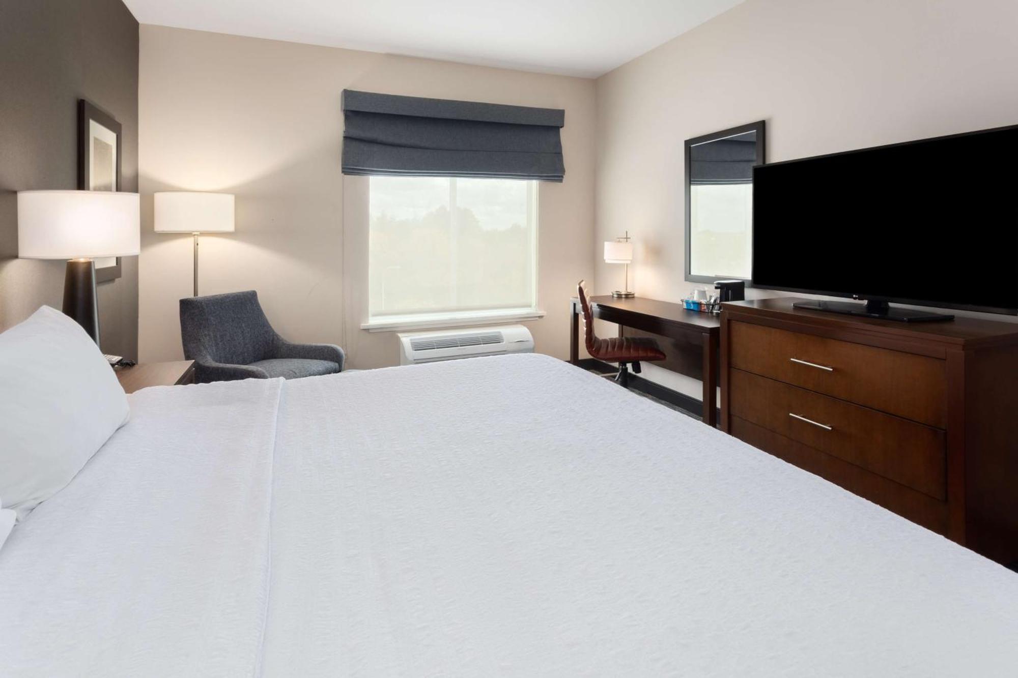 Hampton Inn By Hilton Nashville Airport Century Place Eksteriør bilde