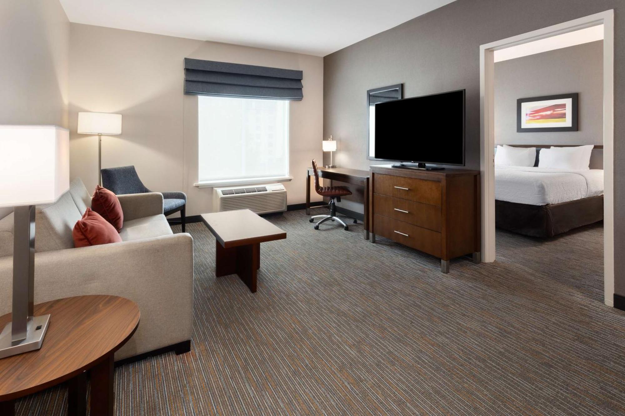 Hampton Inn By Hilton Nashville Airport Century Place Eksteriør bilde